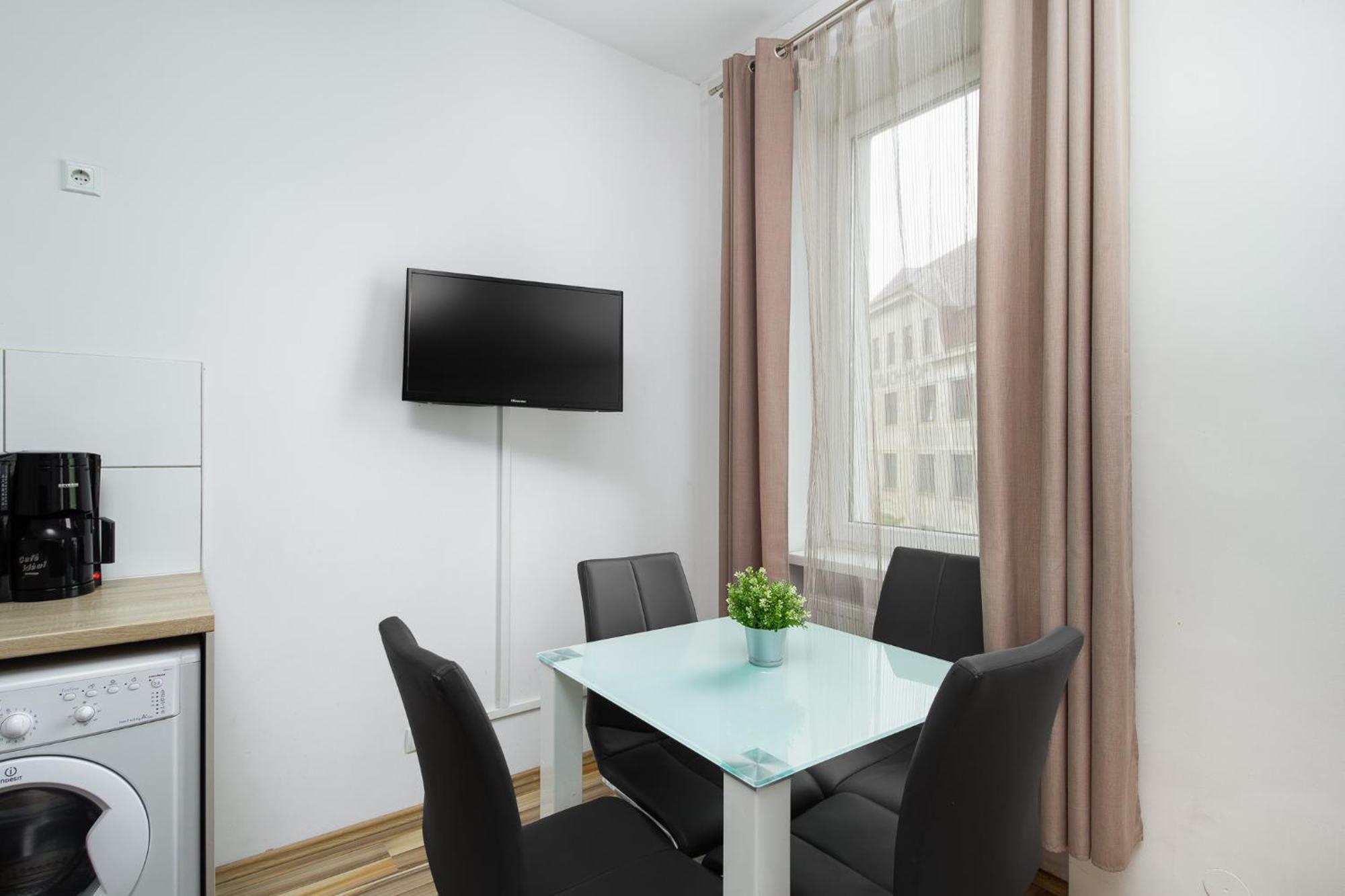 Apartment Huglgasse เวียนนา ภายนอก รูปภาพ