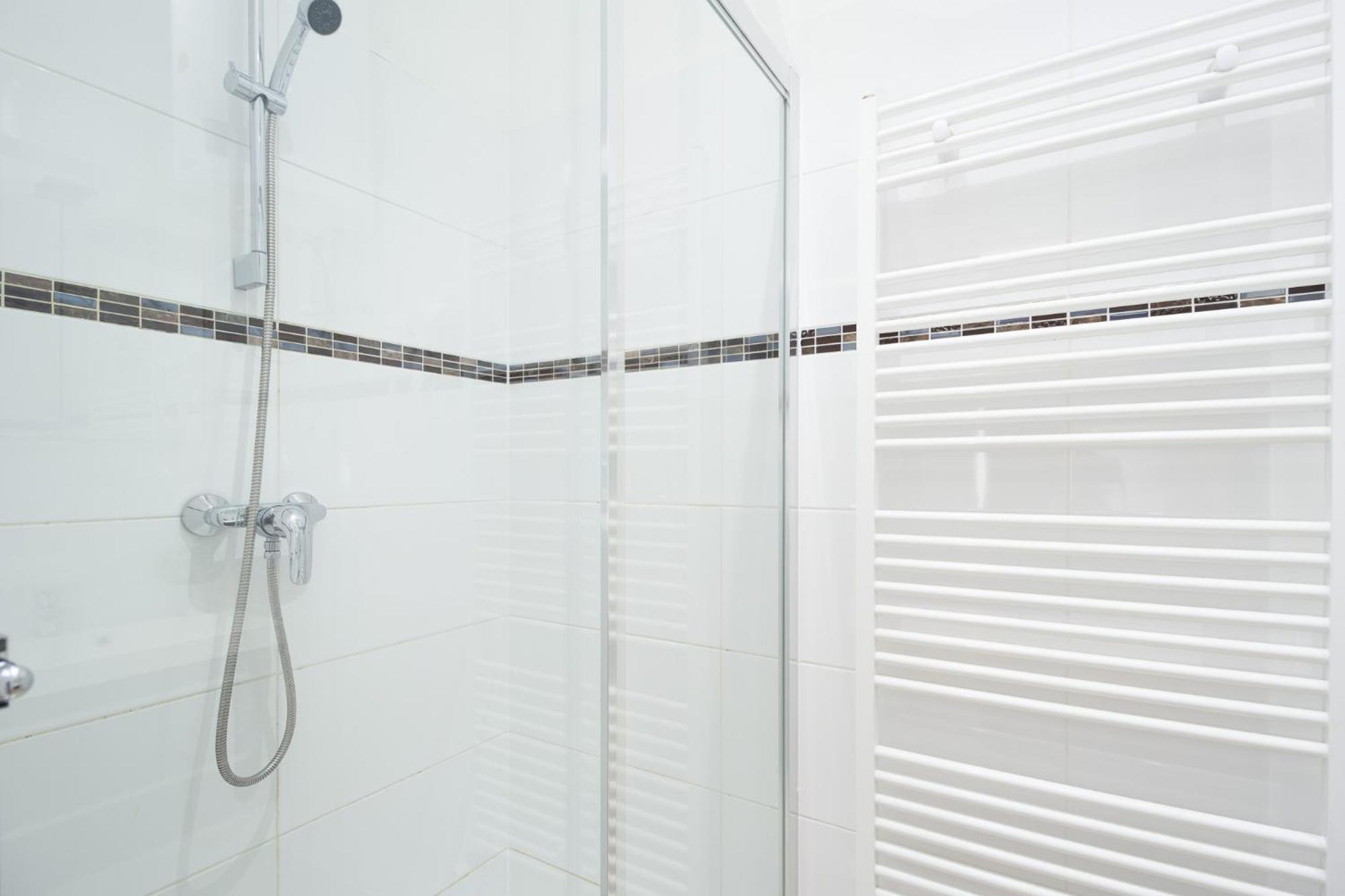 Apartment Huglgasse เวียนนา ภายนอก รูปภาพ