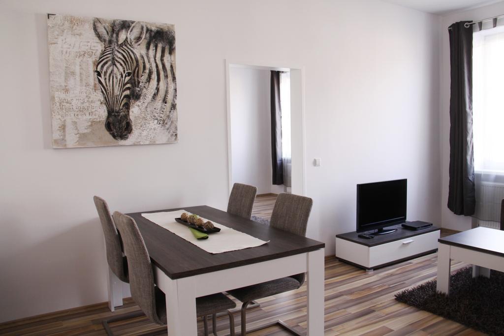 Apartment Huglgasse เวียนนา ภายนอก รูปภาพ