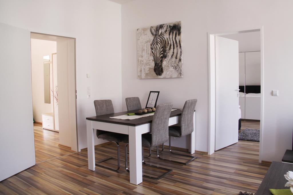 Apartment Huglgasse เวียนนา ภายนอก รูปภาพ